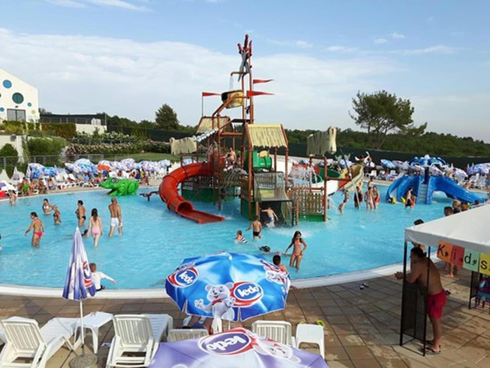 Grofica, New House, Heated Pool, Jacuzzi, Playgroung & Bbq, Near Beaches, - Istria Villa Pola