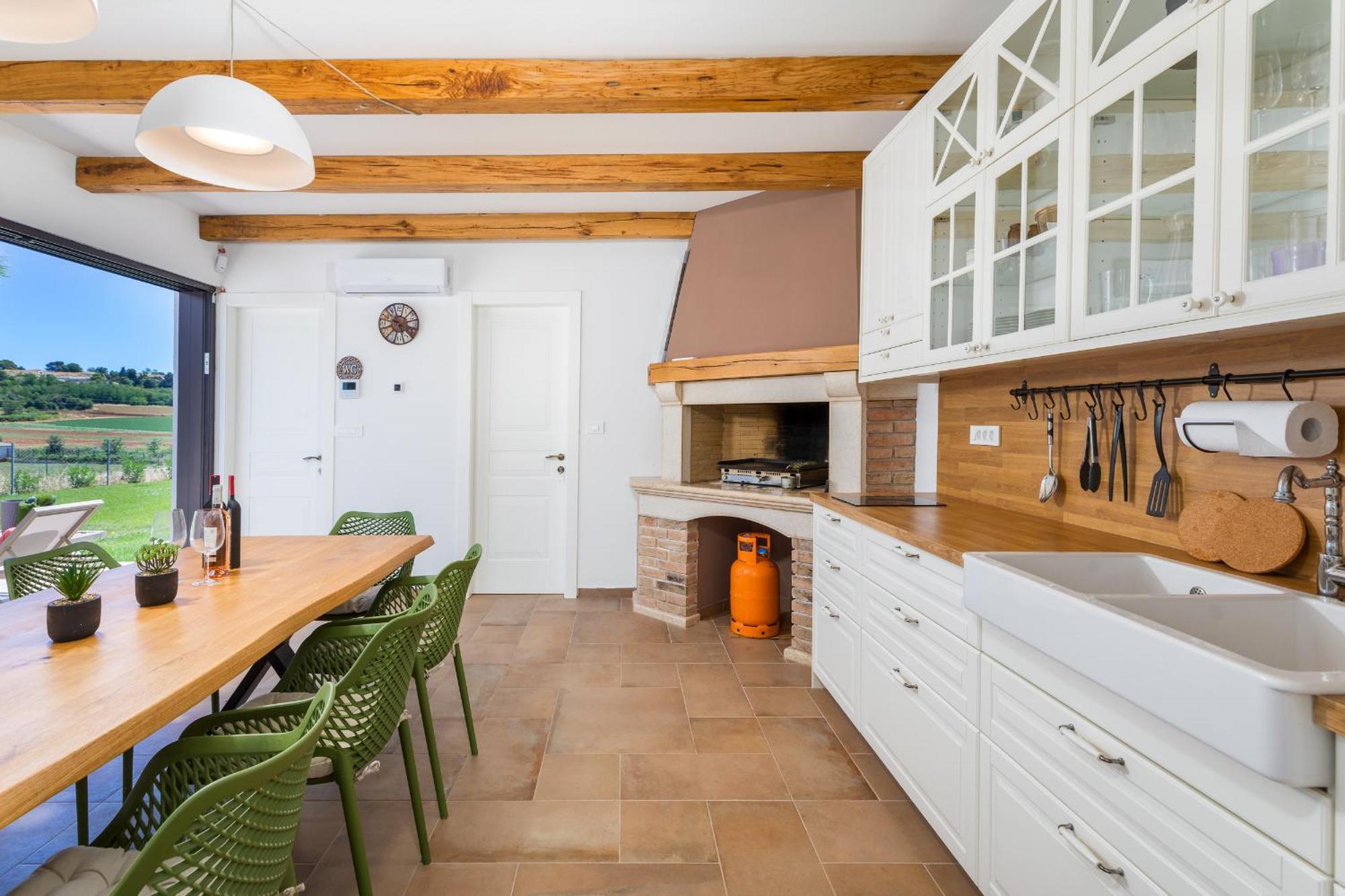 Grofica, New House, Heated Pool, Jacuzzi, Playgroung & Bbq, Near Beaches, - Istria Pola