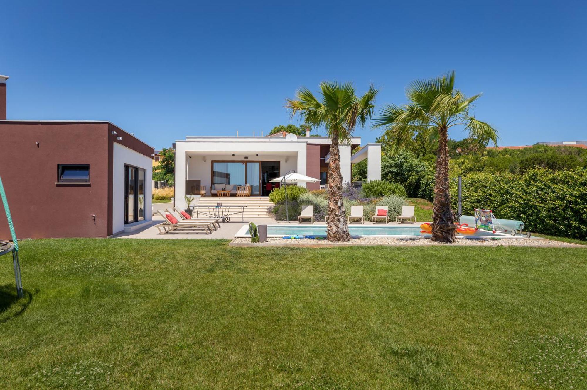 Grofica, New House, Heated Pool, Jacuzzi, Playgroung & Bbq, Near Beaches, - Istria *
