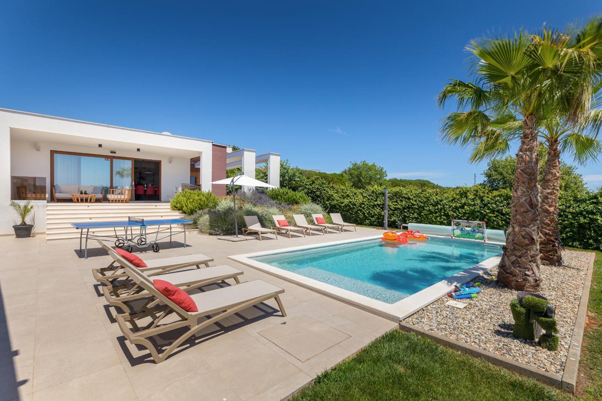 Villa Grofica, New House, Heated Pool, Jacuzzi, Playgroung & Bbq, Near Beaches, - Istria *