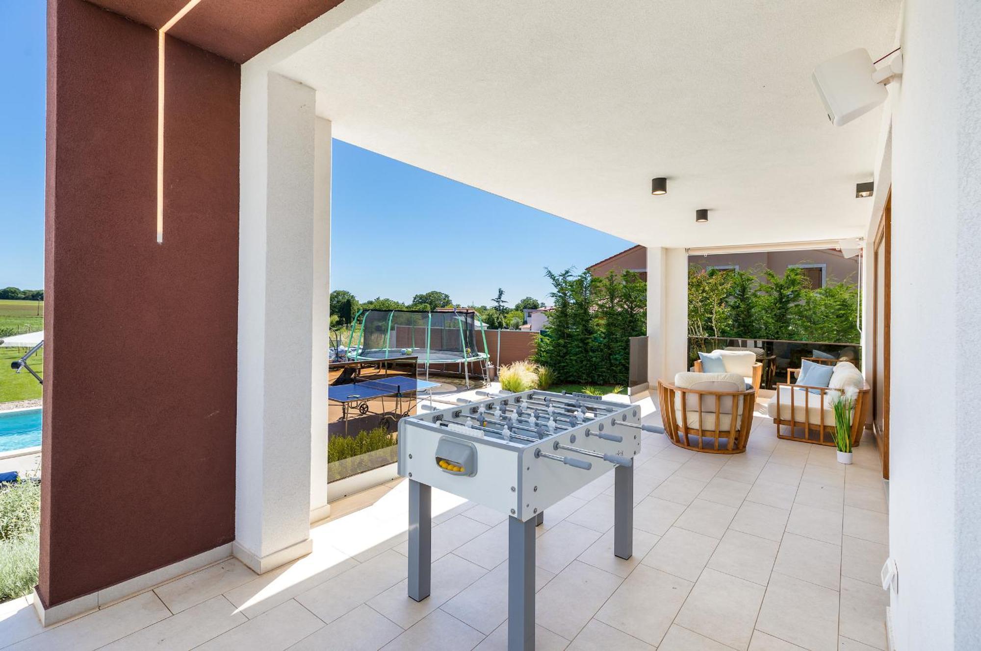 Grofica, New House, Heated Pool, Jacuzzi, Playgroung & Bbq, Near Beaches, - Istria * Pula