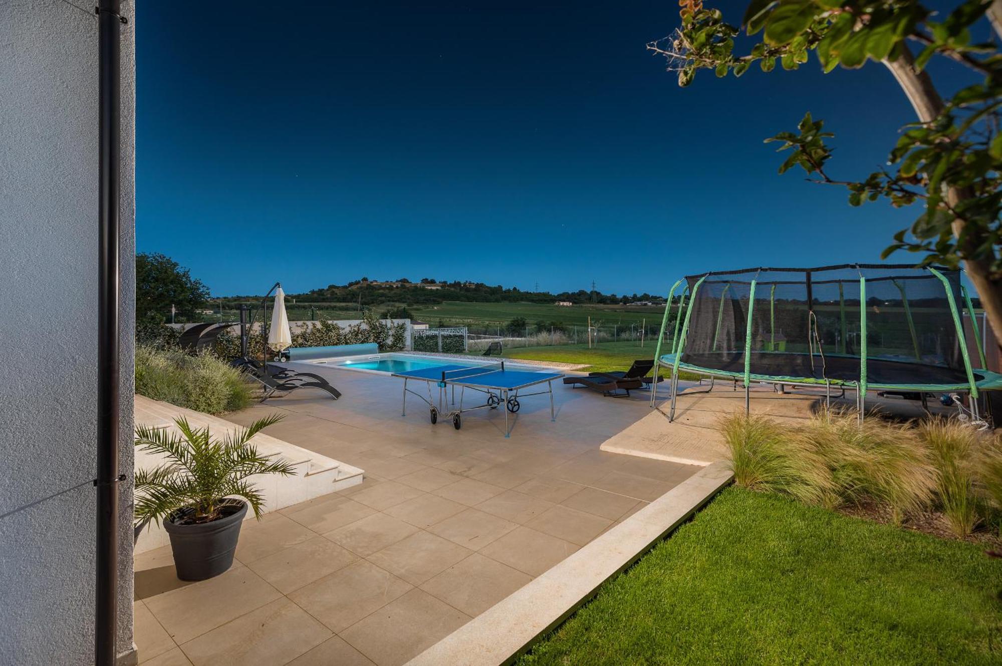 Villa Grofica, New House, Heated Pool, Jacuzzi, Playgroung & Bbq, Near Beaches, - Istria *